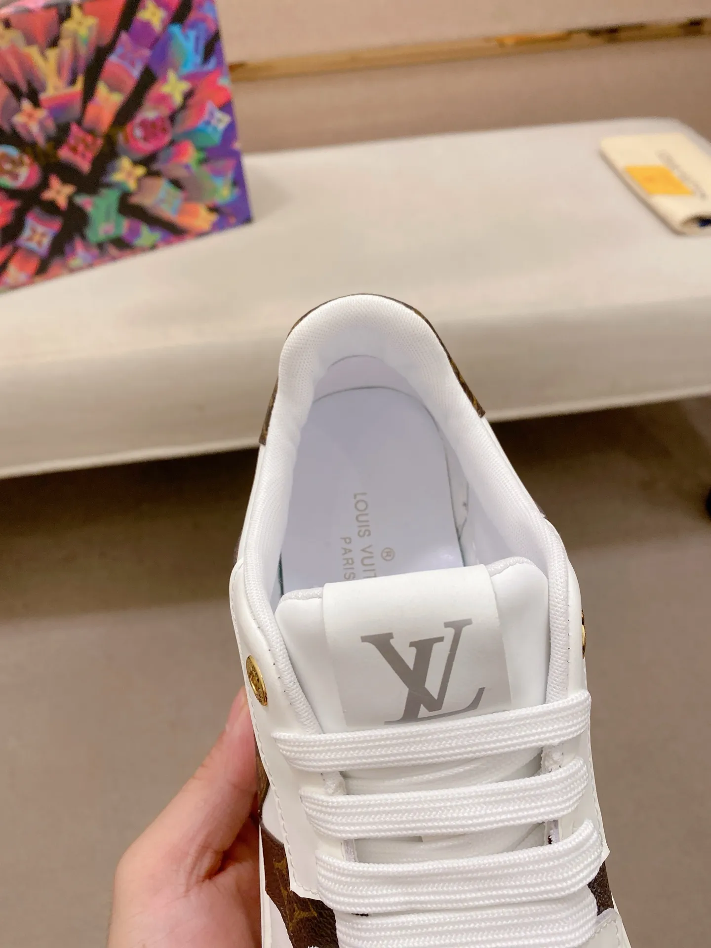 Men's shoes💰: 540💰(Niuli: full package) louis vuitton (Louis Vuitton/lv) top 🔍🔍 new models are on sale at the same time at the counter. The upper 🇮🇹 is imported from Italy, first-layer cowhide, and the lining is fully imported cowhide. 💪💪, completely 1⃣️ to 1 ⃣️Re-engraved🇮🇹💪💪, ⚠Sole: The original sole is specially provided by the original factory, the exclusive movable molded sole is super comfortable, ⚠The original factory follows the order, 🔍🔍high quality, you can enter and exit the counter at will, welcome to compare⚠. Code number:38-44